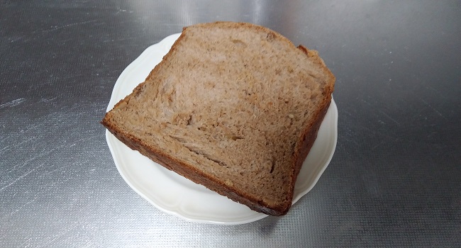 HBで作る、きな粉クルミ食パン（HM入り）のレシピ